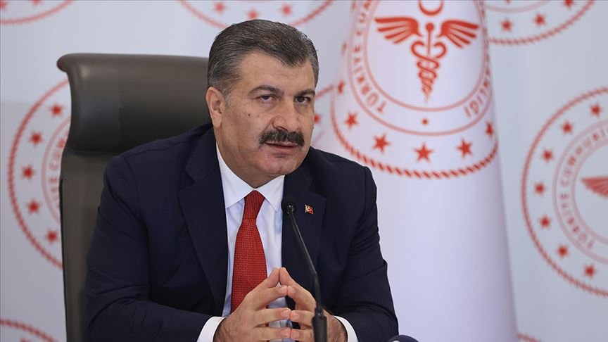 Bakan Koca’dan taburcu edilen Soylu ve ailesi için ‘geçmiş olsun’ mesajı