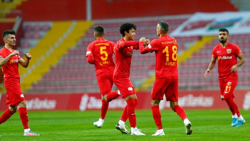 Kayserispor galibiyeti unuttu