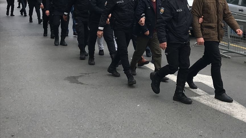 Şanlıurfa merkezli 13 ilde FETÖ’nün askeri yapılanmasına operasyon: 19 gözaltı