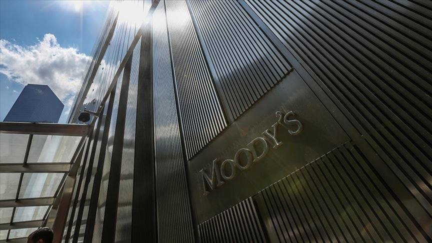 Moody’s: İngiltere’de havalimanı trafiği 2024’den evvel  salgın öncesi seviyelere dönmeyecek
