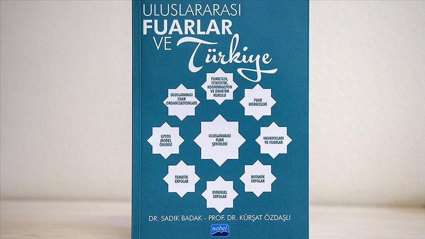 Eski milletvekili Badak ve Prof. Dr. Özdaşlı’dan ‘Uluslararası Fuarlar ve Türkiye’ kitabı