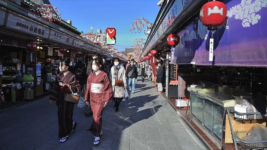 Japonya’da yeni yıl öncesi son uyarı: Vaka hızı düşmezse yeniden OHAL gelebilir