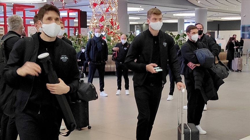 Medipol Başakşehir’in rakibi Leipzig, İstanbul’a geldi