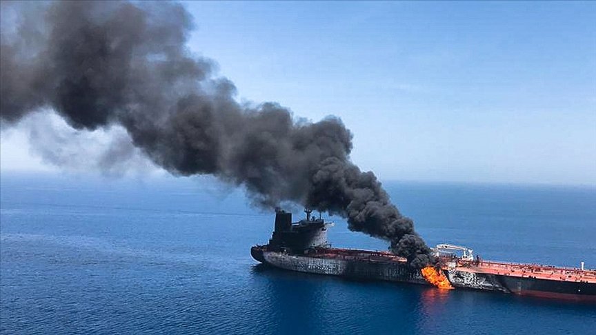 Suudi Arabistan’ın Cidde limanındaki bir petrol tankerinde patlama