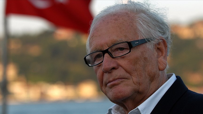 Moda tasarımcısı Pierre Cardin hayatını kaybetti