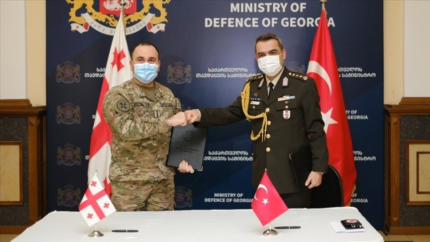 Türkiye’den Gürcistan ordusuna teknik ekipman desteği