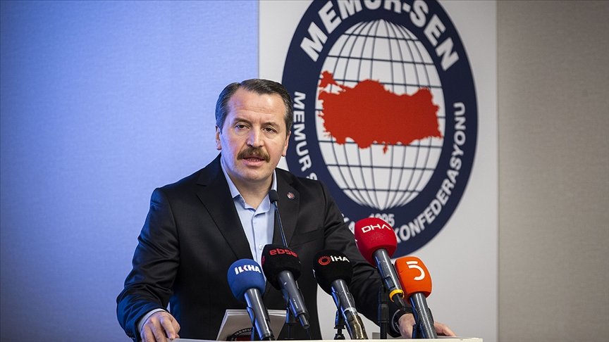 Memur-Sen seyyanen zam talebini Hazine ve Maliye Bakanı Elvan’a iletti