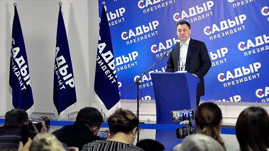 Türk Dünyası kurumlarının temsilcileri, Kırgızistan Cumhurbaşkanı Caparov’a başarı diledi