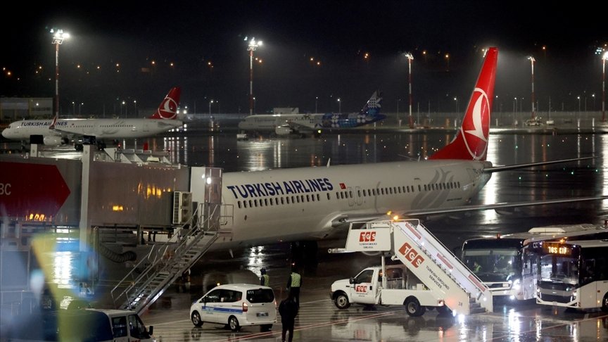 Nijerya açıklarında kaçırılan Türk gemisinin 3 mürettebatı Türkiye’ye getirilecek