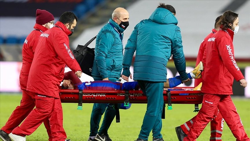 Abdülkadir Ömür’den Trabzonspor’a kötü haber