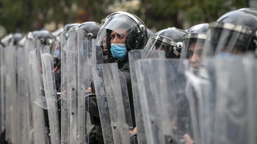 Tunus’ta ordu birlikleri Sbitla beldesindeki protestolar nedeniyle sokaklarda konuşlandı