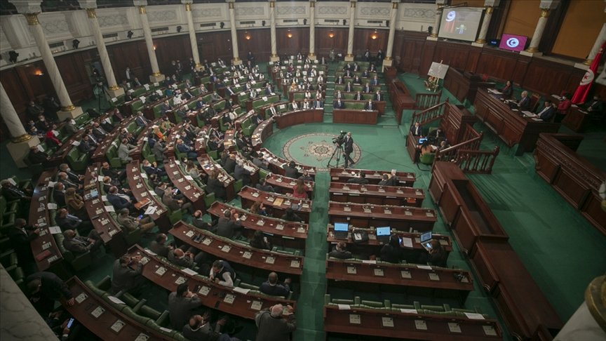 Tunus’ta Başbakan Meşişi’nin yeni kabinesi güvenoyu aldı
