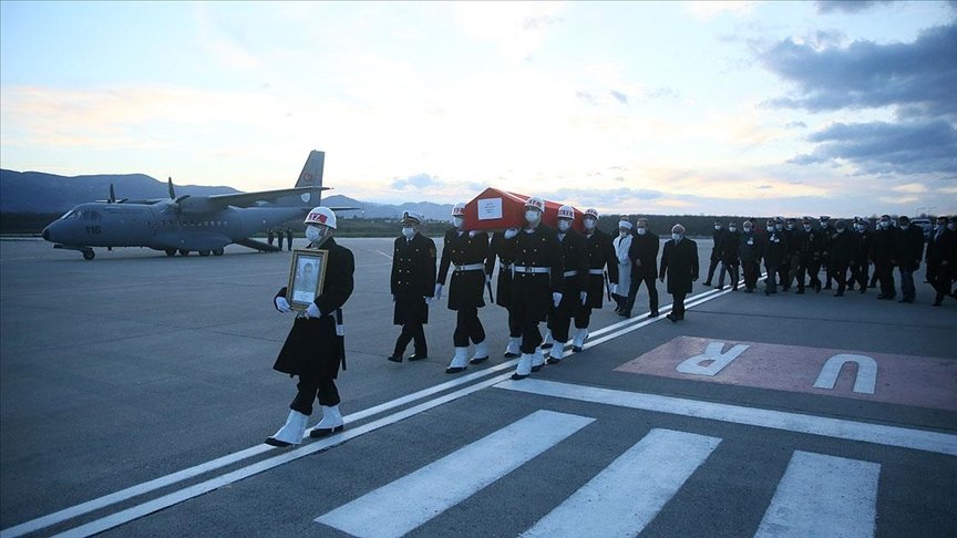 Hakkari’de şehit olan piyade er Selim Gedik’in naaşı Kocaeli’ye getirildi