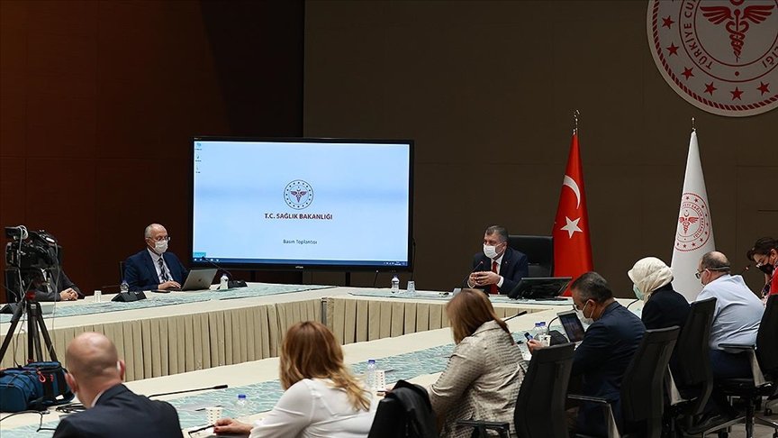 Bilim kurulları Kovid-19’la mücadeledeki yol haritasının belirlenmesinde etkin rol oynadı