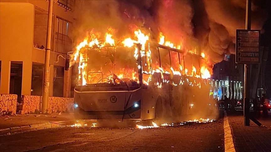İsrail’de Kovid-19 karantinasını protesto eden Ultra-Ortodoks Yahudilerden 4 kişi gözaltına alındı