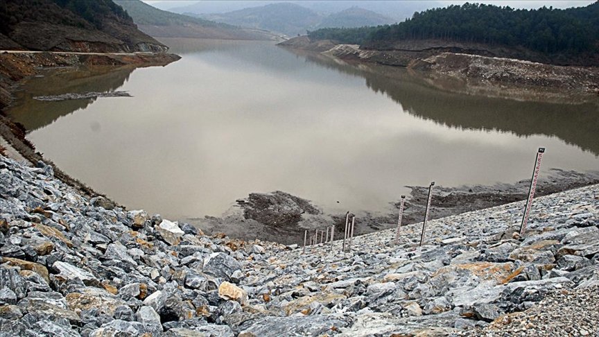 Bursa’da etkili olan yağışla barajlardaki su seviyesi yükseldi
