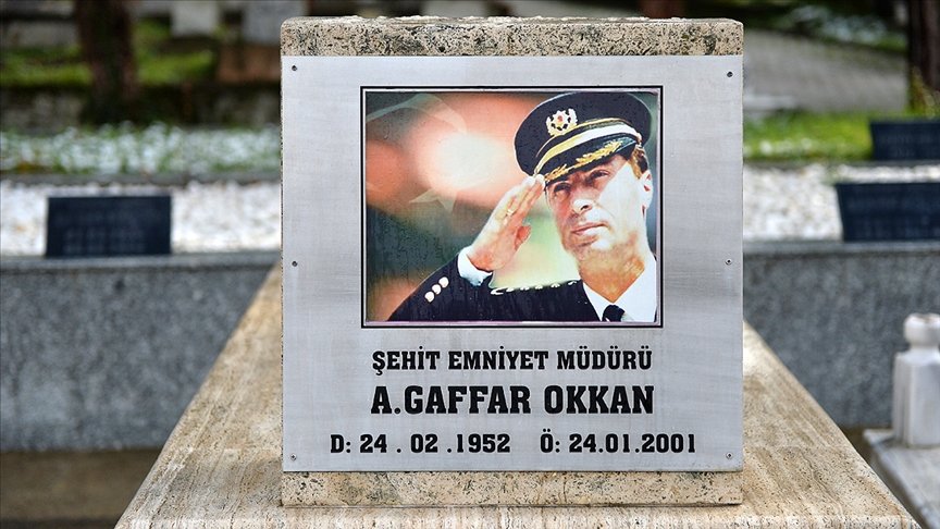 İçişleri Bakanı Soylu, şehit emniyet müdürü Gaffar Okkan’ı andı