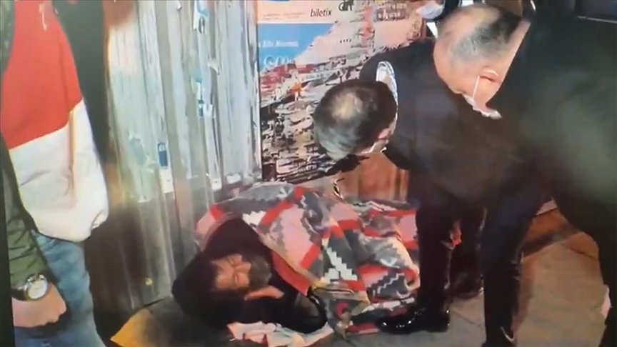 Maltepe’de sokakta kalan vatandaş günlerdir süren ikna çabaları sonucu otele yerleştirildi