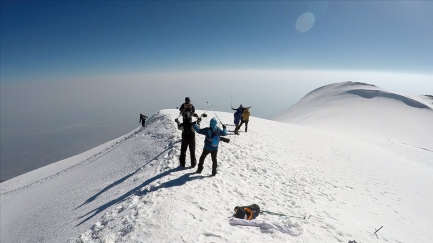 Ağrı Dağı tırmanışa açılıyor