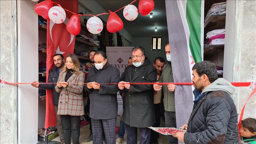 Türkmenler için gönderilen insani yardımlar Suriye’ye ulaştı