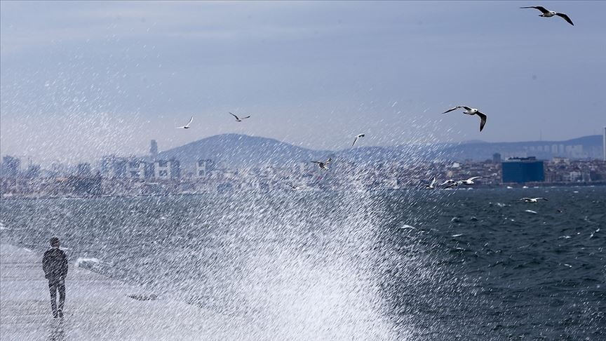 İstanbul’da deniz ulaşımına lodos engeli