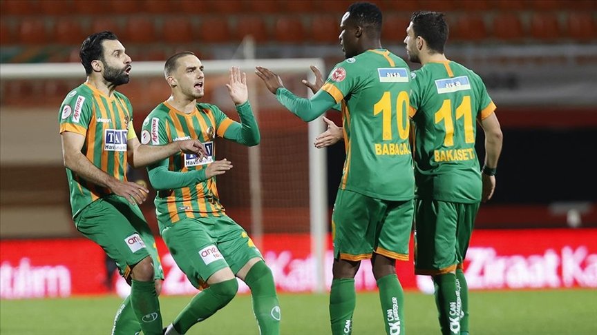 Büyükşehir Belediye Erzurumspor’u geçen Aytemiz Alanyaspor çeyrek finalde