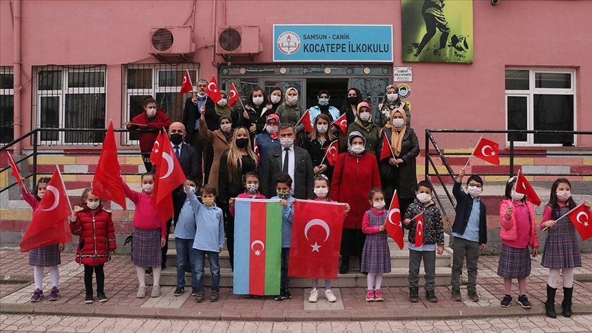 Azerbaycan askerlerinin çektiği teşekkür videosu Samsunlu minikleri sevindirdi