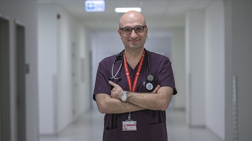 Bilim Kurulu üyesi Kayıpmaz’dan ‘yeme içme sektöründe normalleşme için erken’ uyarısı