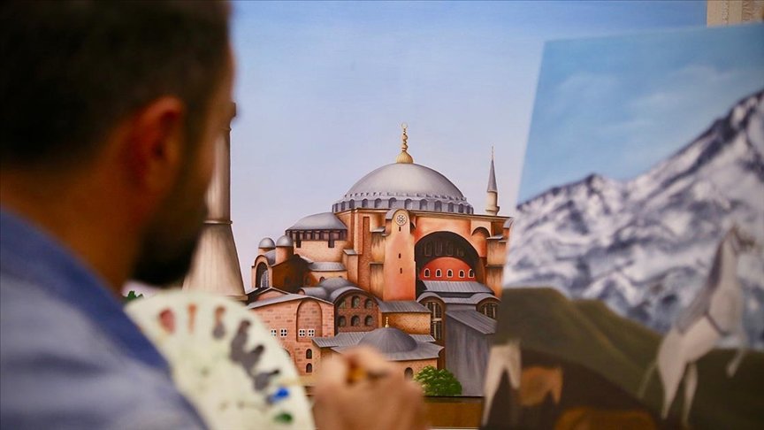 İnşaat ustasının tabloları görenlerin beğenisini kazanıyor