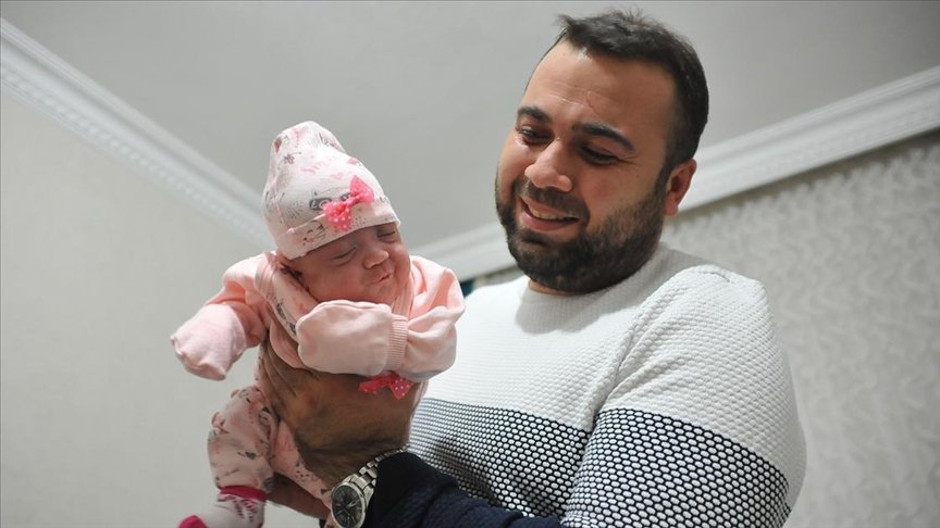 Ailesinin 425 gramlık ‘Nefes’i 144 gün sonra evine kavuştu