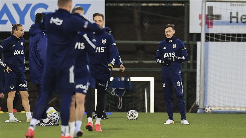 Mesut Özil’in imza töreni yarın gerçekleştirilecek