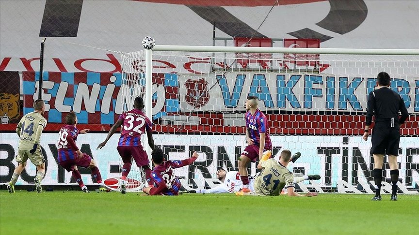 Trabzon’da 3 puan Fenerbahçe’nin