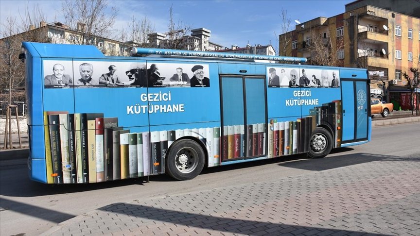 Şırnak’ın köyleri gezici kütüphane sayesinde kitapla buluşuyor