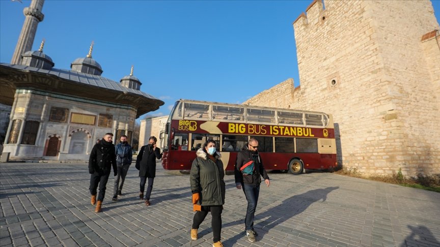 Salgında İstanbul’u ziyaret eden Bosnalı gazeteciler ‘güvenli turizm’ olanaklarına hayran kaldı