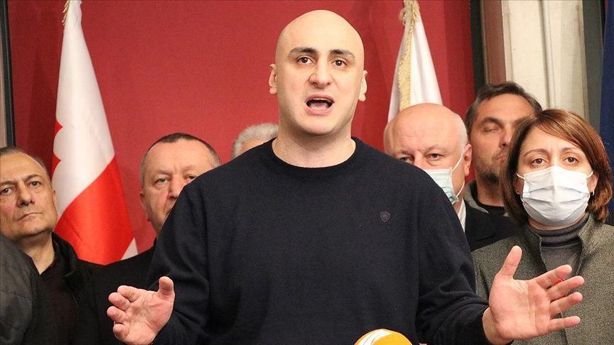 Gürcistan’da ana muhalefet liderinin tutuklanma kararı tepkiyle karşılandı