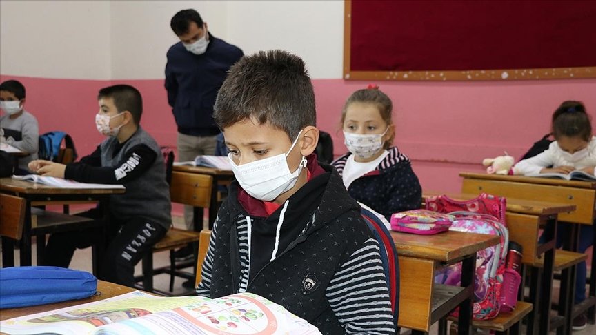 Kırsal mahalle ve köy okullarında yüz yüze eğitim başladı