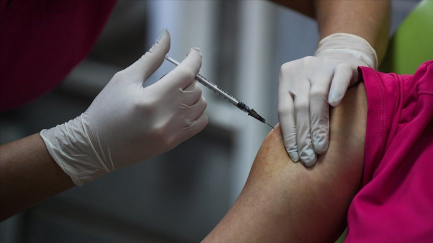 Bulgaristan’da Kovid-19’a karşı kitlesel aşılama süreci yavaş ilerliyor