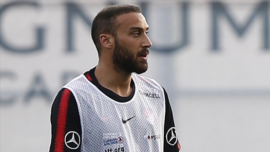 Beşiktaş’ta Cenk Tosun’un dizinde ödem tespit edildi