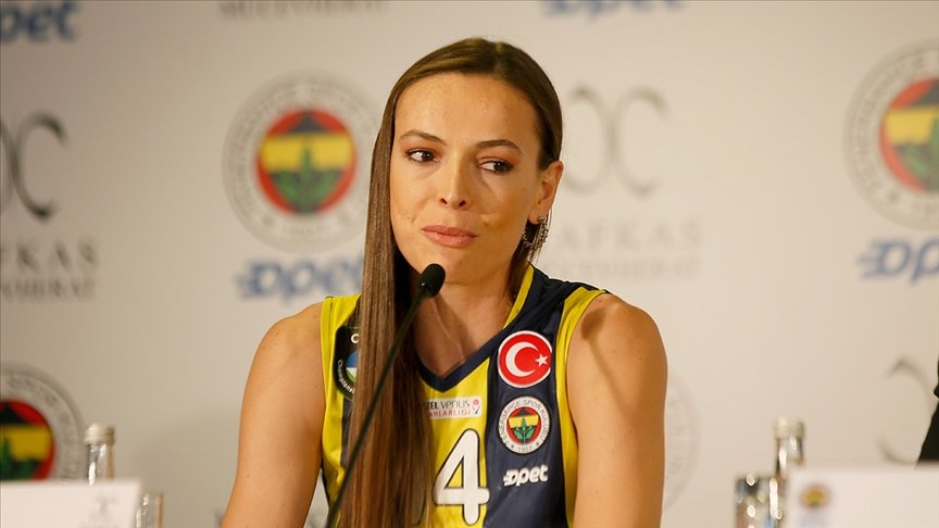Fenerbahçe Opet oyuncusu Eda Erdem Dündar, FIVB tarafından ‘Tarihin En İyi 100 Oyuncusu’ listesine seçildi