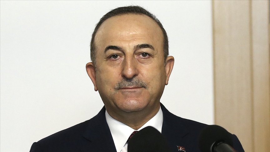 Dışişleri Bakanı Çavuşoğlu Kerç Boğazı’nda mürettebatı zehirlenen Türk gemisinin kaptanıyla görüştü