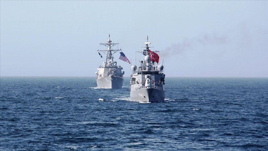 Türkiye ve ABD Deniz Kuvvetleri unsurlarınca Karadeniz’de geçiş eğitimi gerçekleştirildi