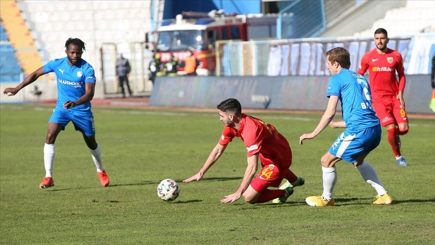 Büyükşehir Belediye Erzurumspor ile Hes Kablo Kayserispor yenişemedi