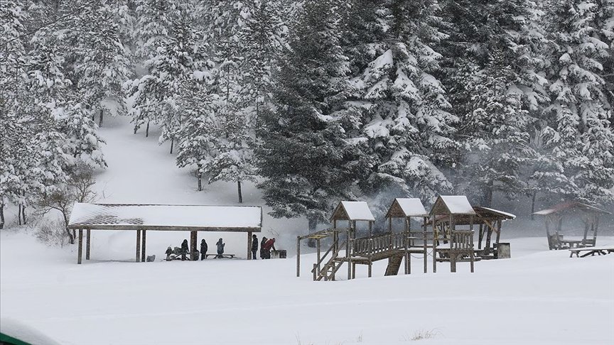 Bolu sıfırın altında 29,7 dereceyle Türkiye’nin gece en soğuk ili oldu