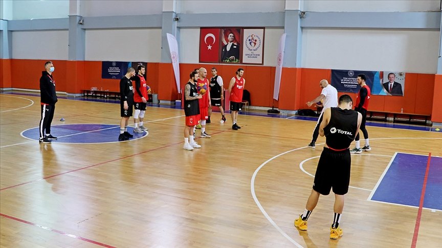 3×3 Erkek Milli Basketbol Takımı olimpiyat elemeleri için çalışıyor