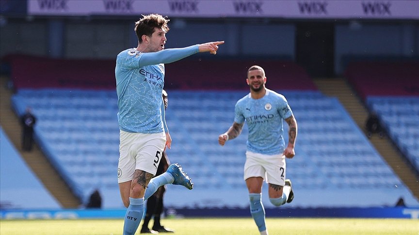 Manchester City Premier Lig’de peş peşe 14. galibiyetini aldı