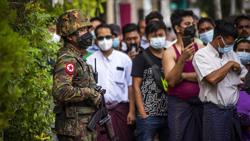 Myanmar’da darbenin ardından demokratikleşme sürecini bekleyenler