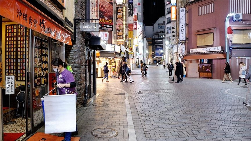 Japonya’da Kovid-19’un etkisiyle bir yılda binden fazla işletme iflas etti