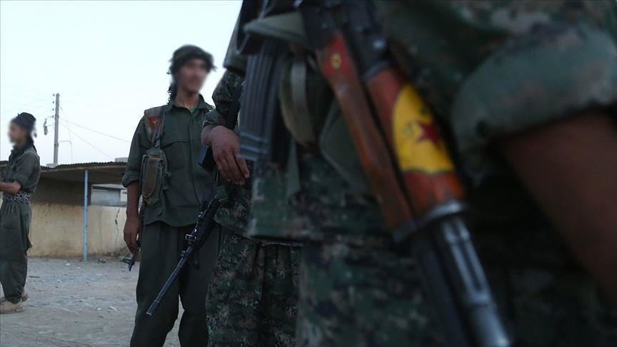 YPG/PKK’lı teröristler Deyrizor’da son 10 günde en az 100 sivili alıkoydu