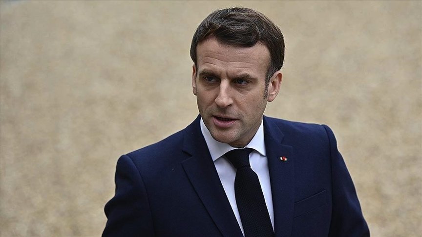 Macron’un başını ağrıtan sorunlar