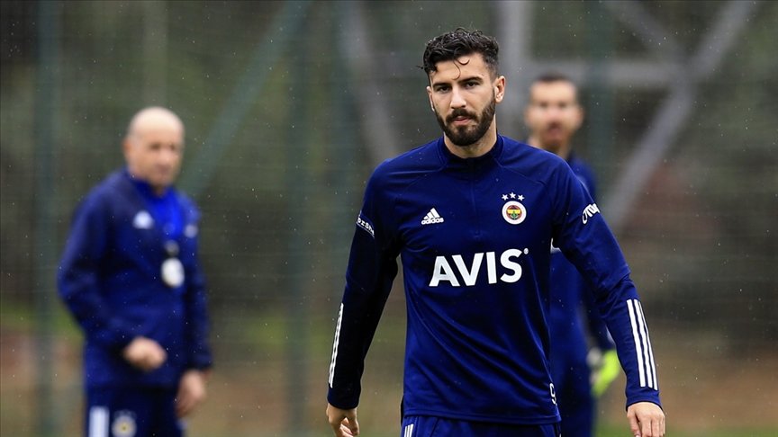 Fenerbahçe, Kemal Ademi’yi Fatih Karagümrük’e kiraladı